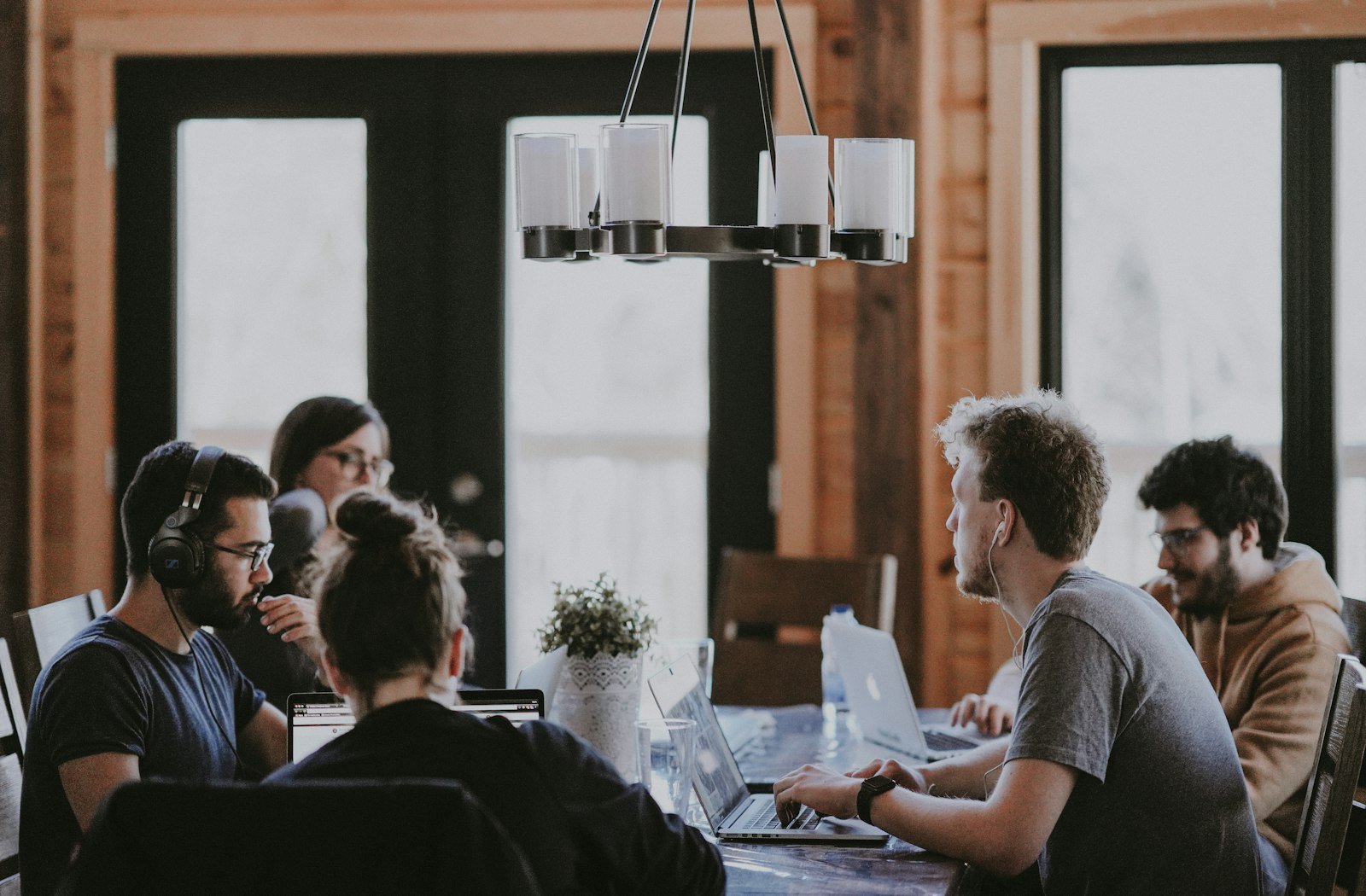 An HR team working in Sage People